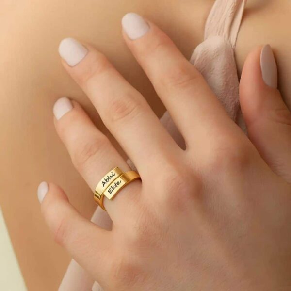 customised couple name ring