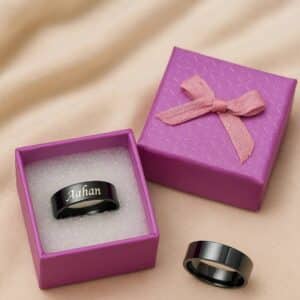 customised name ring